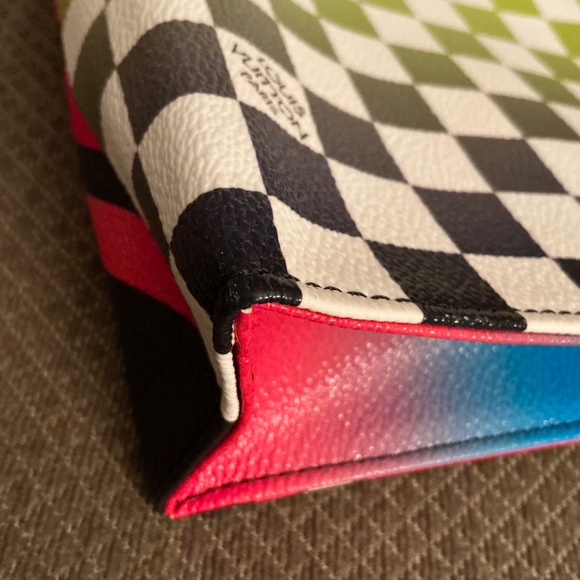 LOUIS VUITTON Canvas “Race Print” Poche Toilette 26 (NWOT) RARE - Picture 11 of 12